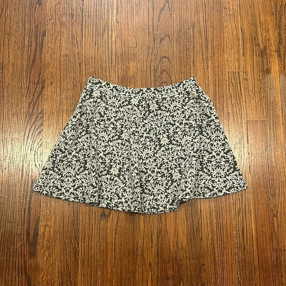 Patterned Textured Skirt